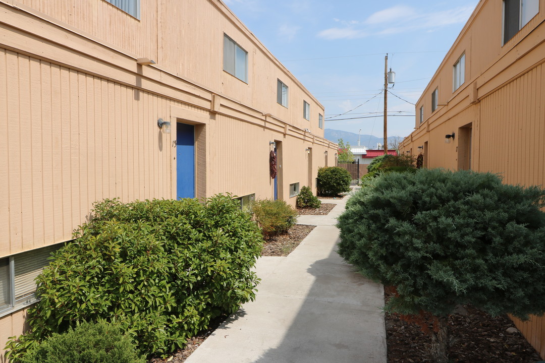 Somerset Lofts in Albuquerque, NM - Building Photo