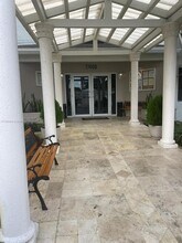 17565 NW 67th Pl in Miami Gardens, FL - Building Photo - Building Photo