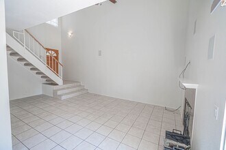22810 Banyan Pl in Santa Clarita, CA - Building Photo - Building Photo