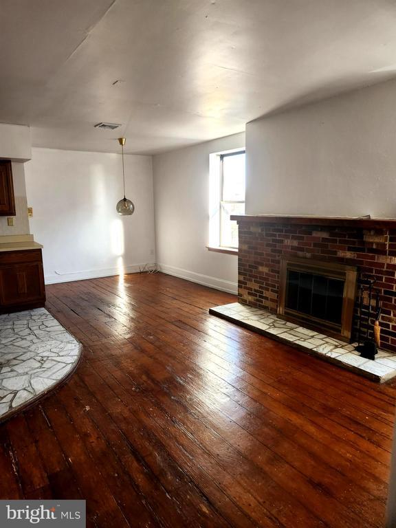 626 S 10th St in Philadelphia, PA - Building Photo - Building Photo