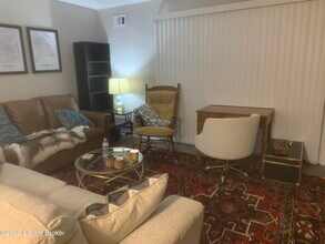 2707 Riedling Dr in Louisville, KY - Building Photo - Building Photo