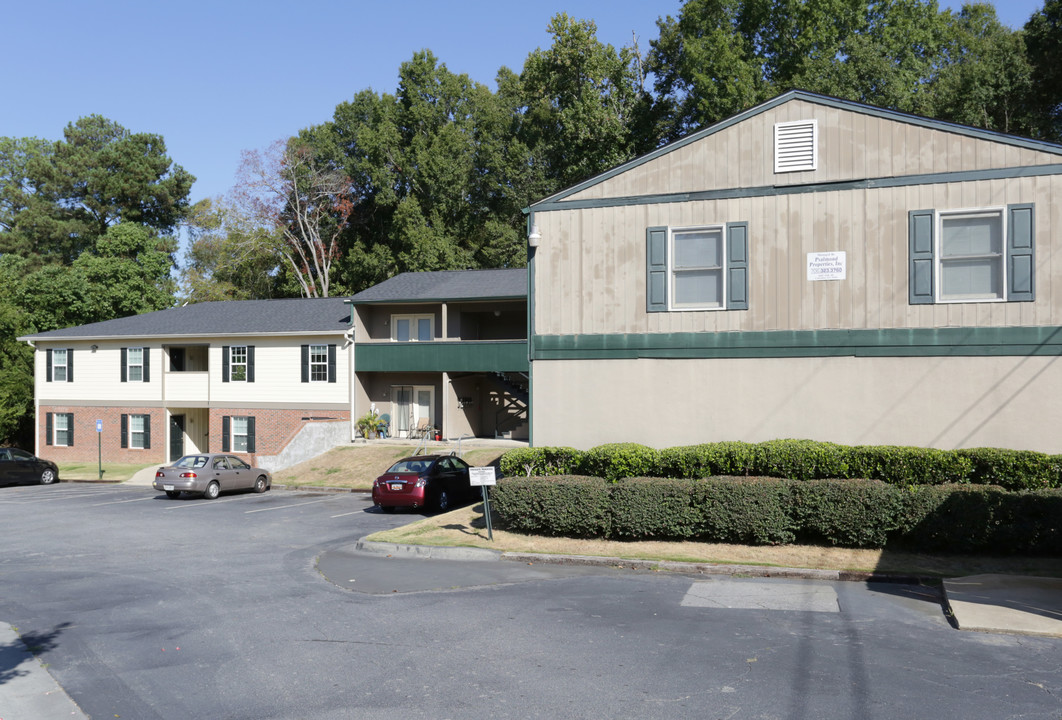 Fox Hollow Apartments in Columbus, GA - Building Photo