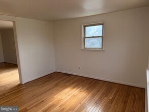 7285 Clyde Jones Rd in Owings, MD - Building Photo - Building Photo