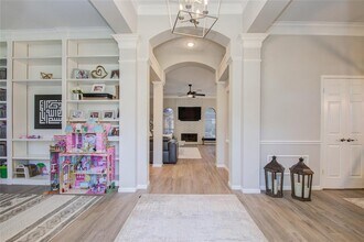 1731 Crescent Green Dr in Houston, TX - Building Photo - Building Photo