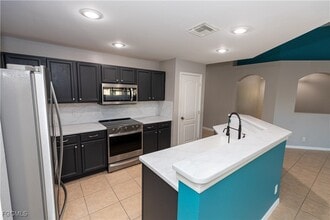 3073 NW 4th Ave in Cape Coral, FL - Building Photo - Building Photo