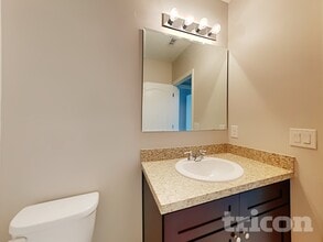 2449 Valhalla Dr in Tavares, FL - Building Photo - Building Photo