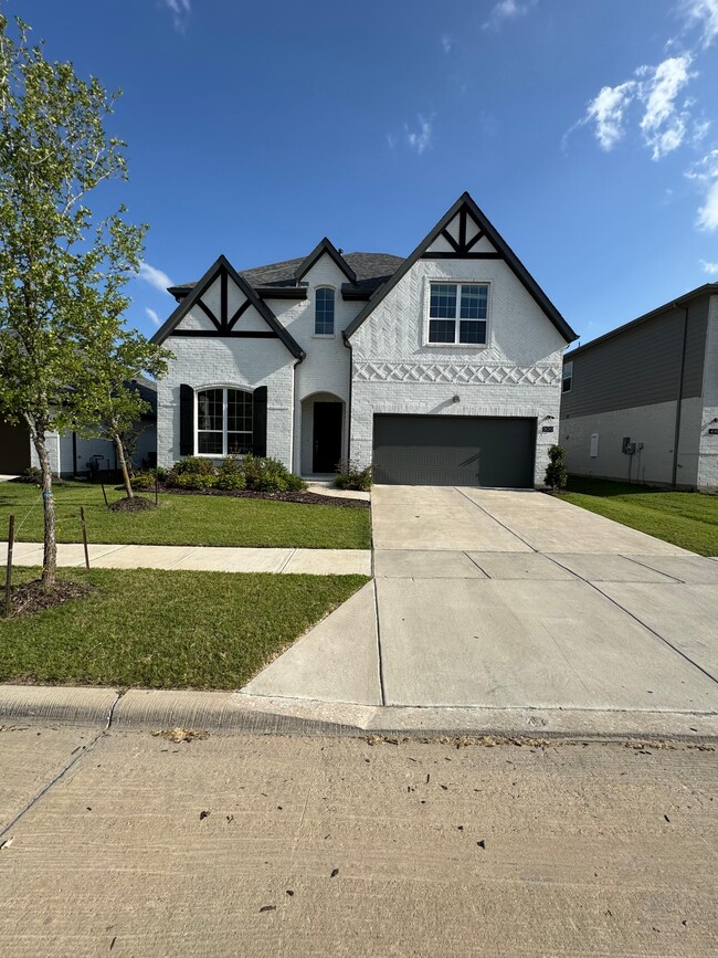 property at 500 Hoot Owl Hl