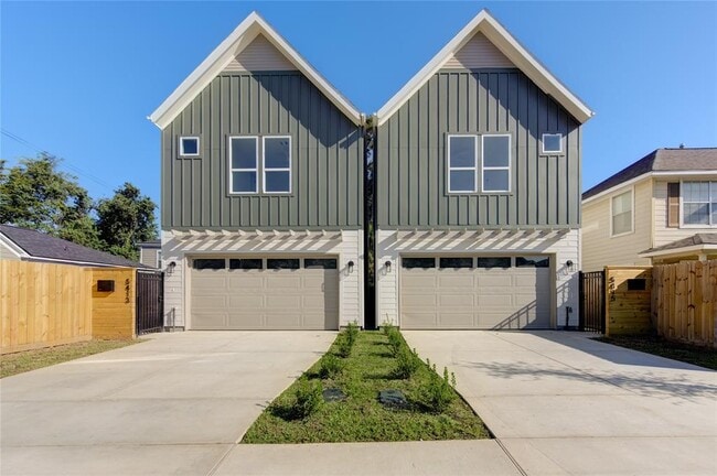 property at 5415 Arapahoe St