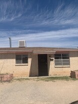 703 Hilton Ave in El Paso, TX - Building Photo