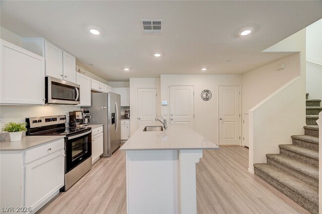 property at 6928 Honor Hl St