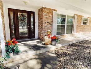 700 Shanklin Rd in Belton, TX - Foto de edificio - Building Photo