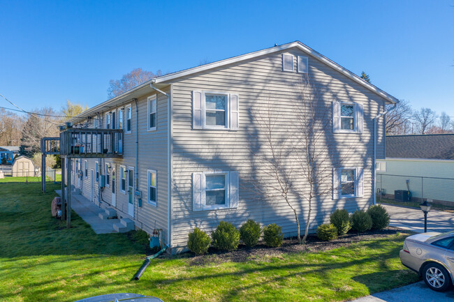 706 Balsley Ave in Findlay, OH - Foto de edificio - Building Photo