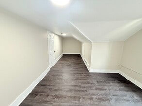 2443 Outer Dr E in Detroit, MI - Building Photo - Building Photo