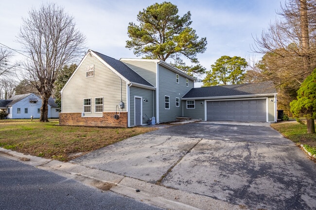 property at 1201 Tuscola Ave