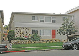 313 S Doheny Dr in Beverly Hills, CA - Building Photo - Building Photo