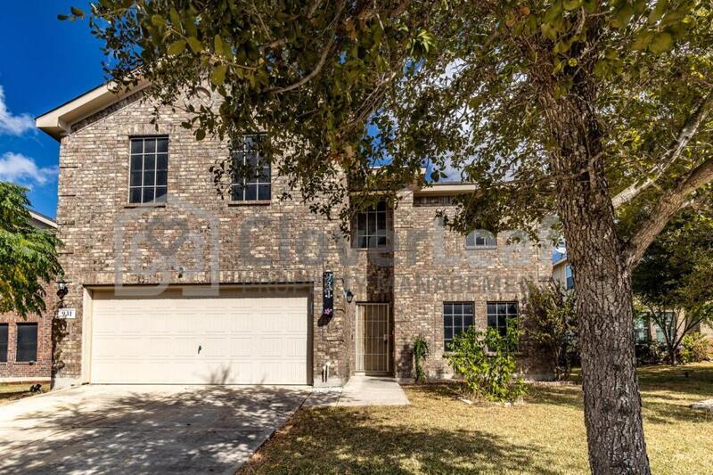 931 Three Wood Way in San Antonio, TX - Building Photo