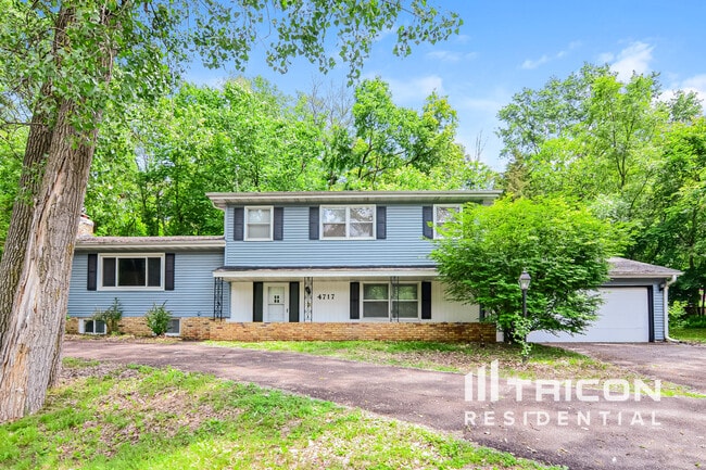 property at 4717 Hamilton Rd