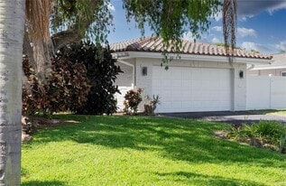 745 123rd Ave in Treasure Island, FL - Building Photo