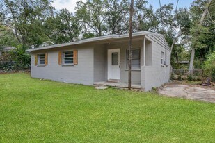 3021 S Meridian St in Tallahassee, FL - Building Photo