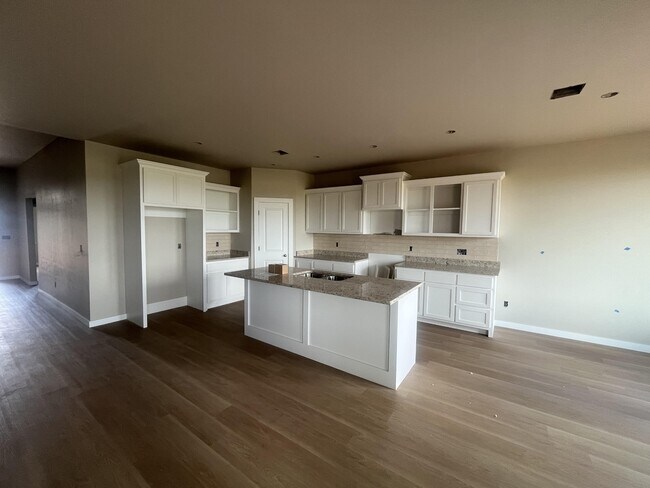 8321 NW 163rd Ter in Edmond, OK - Building Photo - Building Photo