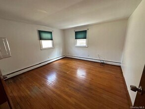 10 Fenwood Dr in Pawling, NY - Building Photo - Building Photo