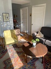 807 Lowry Ave NE, Unit 1 in Minneapolis, MN - Building Photo - Building Photo