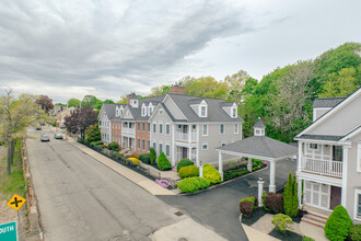 Compasss Point Condominiums in Newburyport, MA - Building Photo - Building Photo