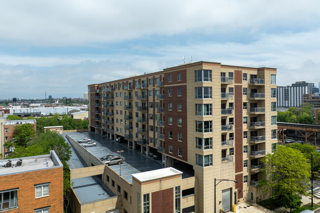 Westhaven Park in Chicago, IL - Building Photo - Building Photo