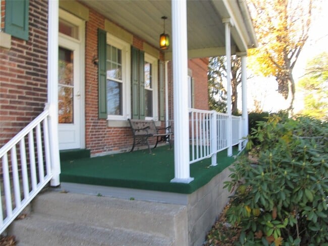 34 Hathaway St E in Girard, PA - Building Photo - Building Photo