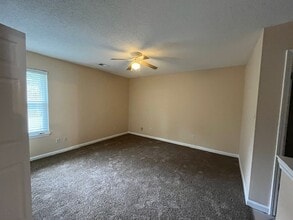 2691 Kentwood Cove in Horn Lake, MS - Building Photo - Building Photo