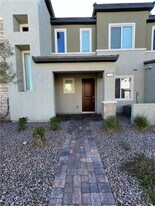 230 Wewatta Ave in Henderson, NV - Building Photo