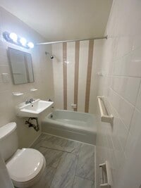 168 N Beacon St photo'