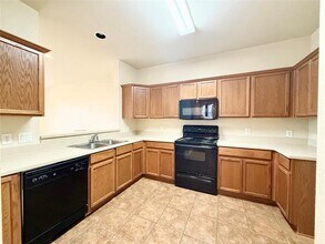 2730 Denali Park Dr in Grand Prairie, TX - Building Photo - Building Photo