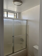 Downey West Garden Apartments in Downey, CA - Foto de edificio - Building Photo