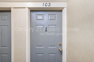 12113 Greenway Ct in Fairfax, VA - Building Photo - Building Photo