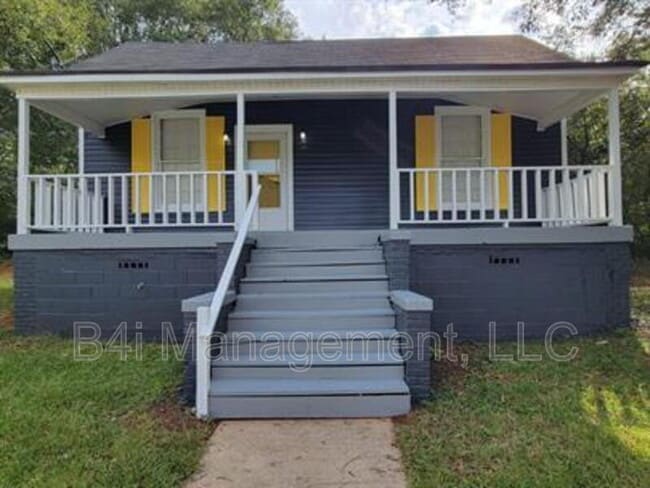 905 Murphy Ave in Lagrange, GA - Building Photo - Building Photo