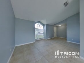1716 Golden Poppy Ct in Orlando, FL - Building Photo - Building Photo