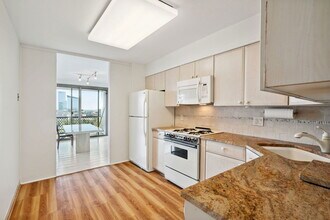 2401 Pennsylvania Ave in Philadelphia, PA - Foto de edificio - Building Photo