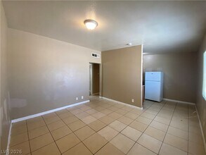 741 N 10th St in Las Vegas, NV - Building Photo - Building Photo