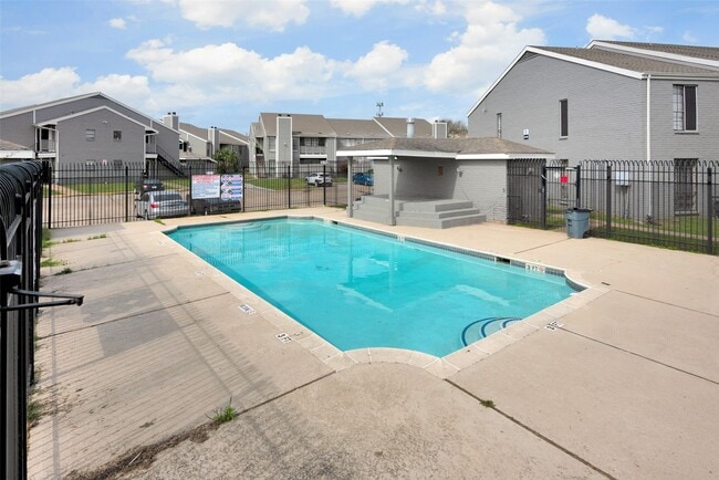 property at 12500 Sandpiper Dr