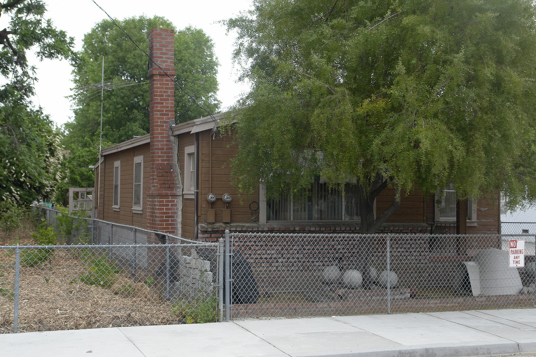 21836 Princeton St in Hayward, CA - Foto de edificio