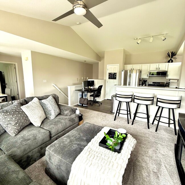 property at 7700 W Grant Ranch Blvd