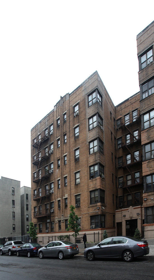 508 W 166th St in New York, NY - Building Photo - Building Photo