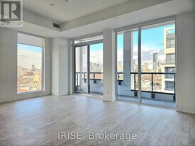 115 Denison Ave in Toronto, ON - Building Photo