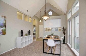 1738 Valdora St in Davis, CA - Building Photo - Building Photo