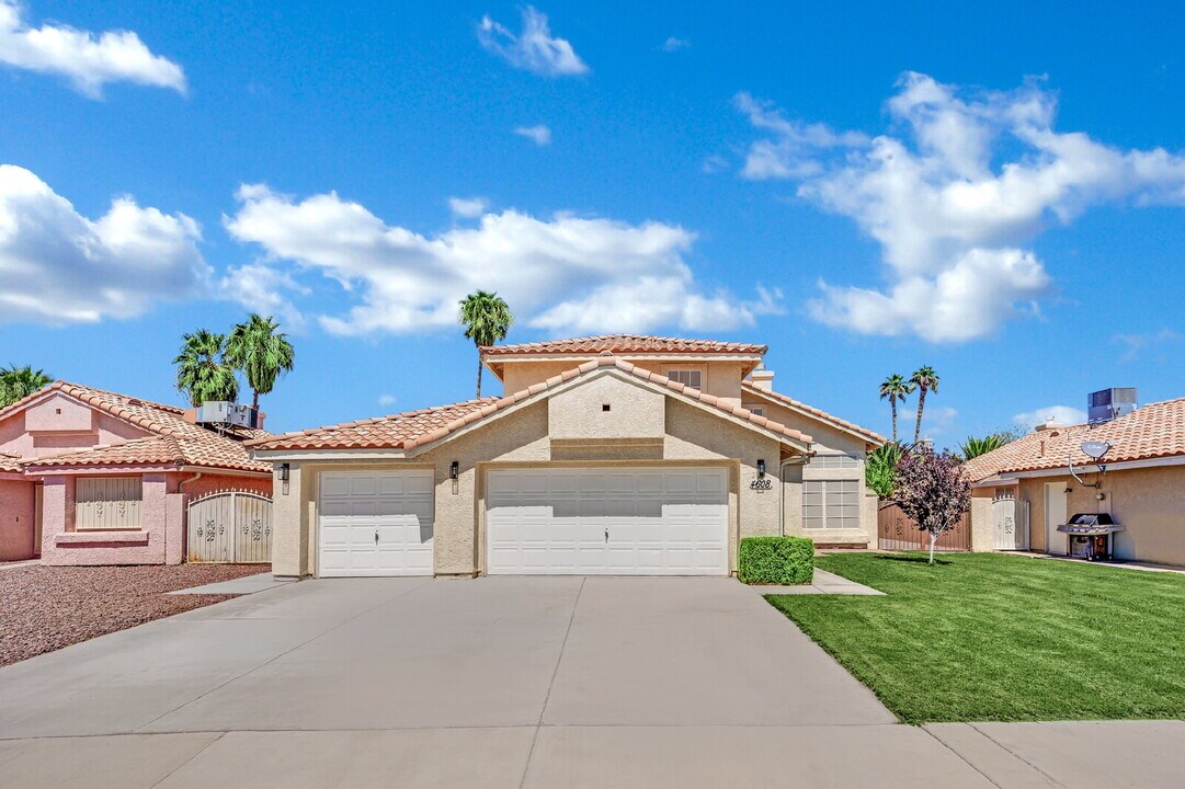 4608 Doig Ln in Las Vegas, NV - Foto de edificio