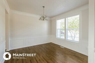 9305 N Harrison St in Kansas City, MO - Foto de edificio - Building Photo