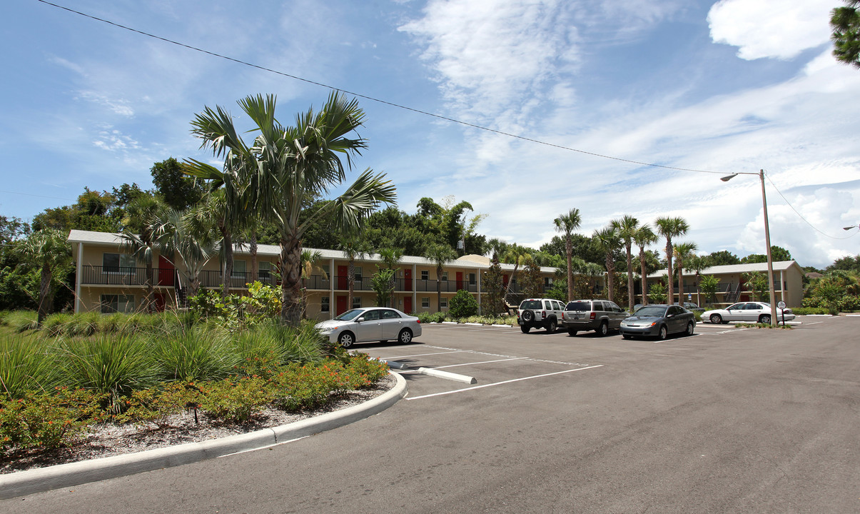 Marisol Apartments in Tampa, FL - Building Photo