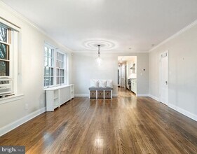 1127 C St SE in Washington, DC - Building Photo - Building Photo