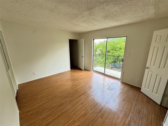 property at 1085 Linde Ave